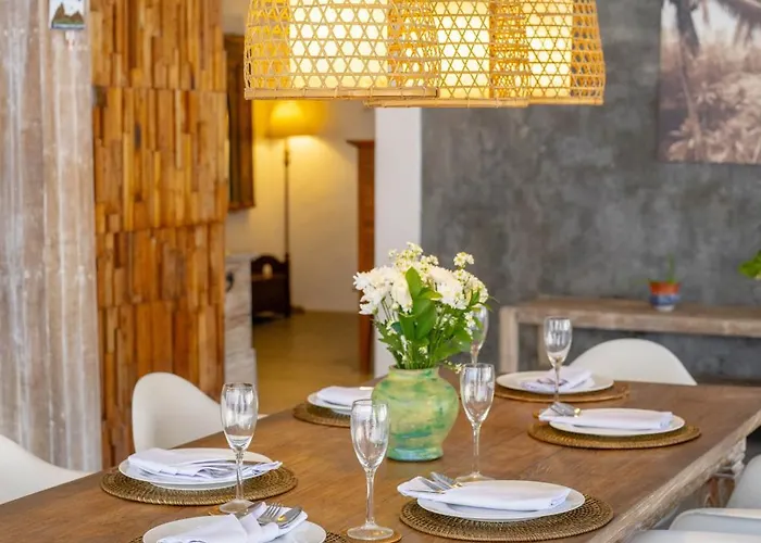 Bella Vista By Pertama فيلة سمينياك